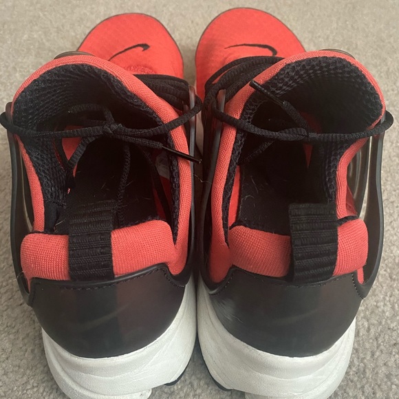 Nike Presto Sneaker - Picture 3 of 3